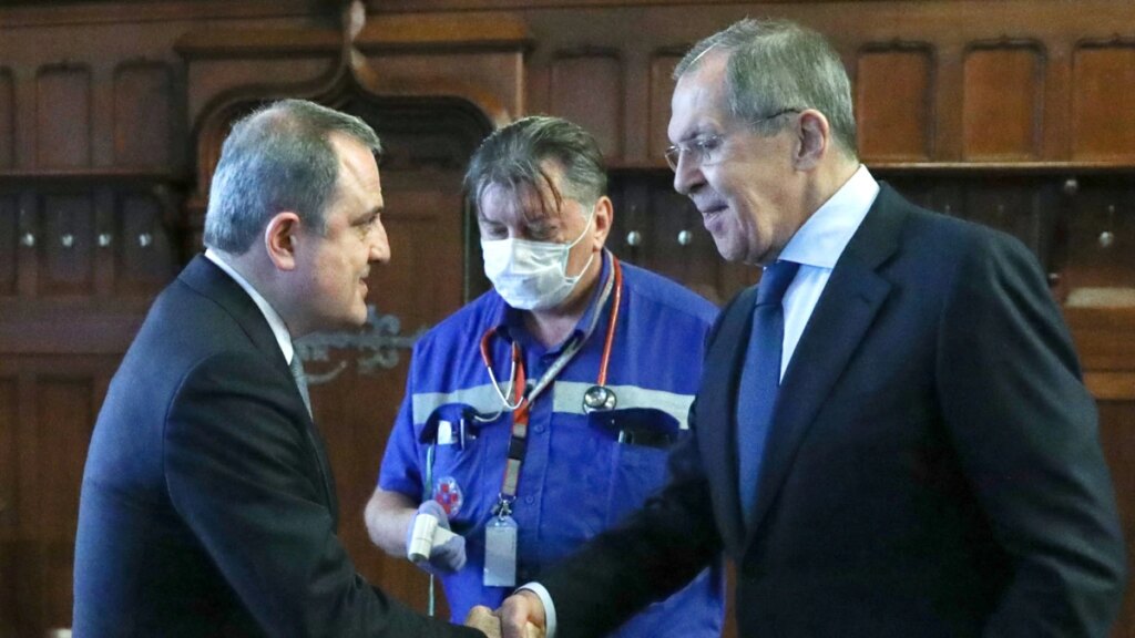 Bayramov və Lavrov danışıblar