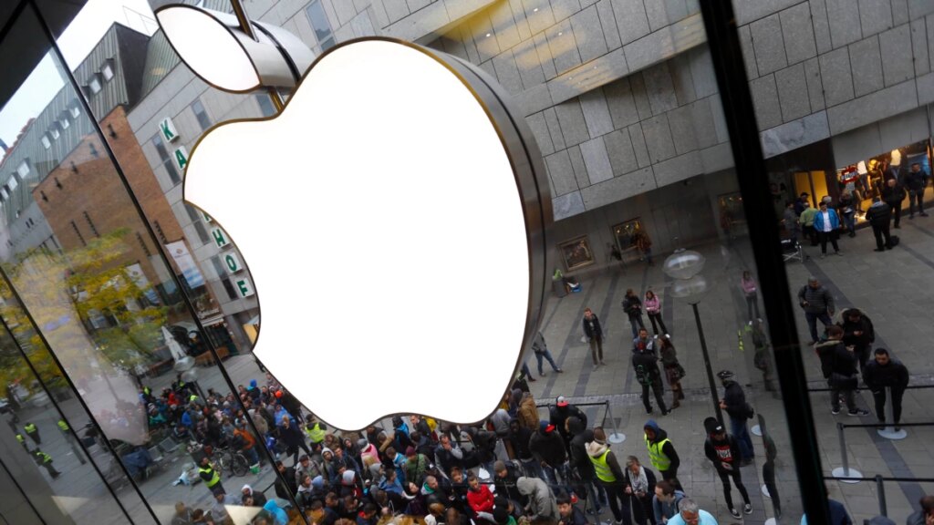 Apple şirkətinin bazar dəyəri 3 trilyon dollara çatdı