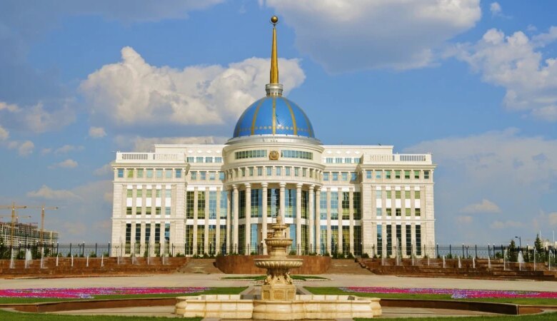 Qazaxıstan Rusiya və Belarusa qarşı sanksiyalara əməl edəcək