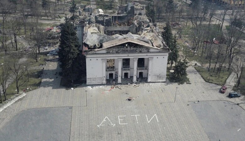 AP Mariupol teatrında 600 nəfərin öldürüldüyünü bildirir