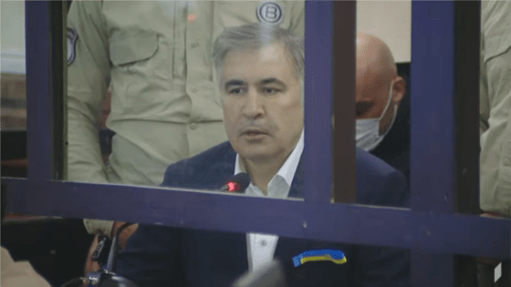 Hökumət Saakaşvilinin mülki klinikaya köçürüləcəyini deyir