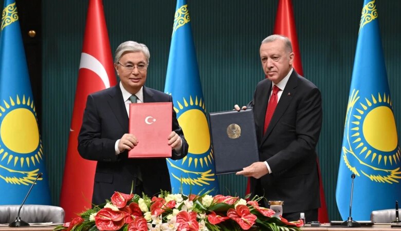 Qazaxıstan və Türkiyə hərbi əməkdaşlıq sazişi imzaladılar