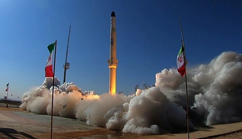İrandan raket-daşıyıcının sınaq atışı