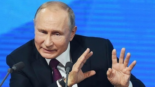 Putinin yubatdığı qayıdış - Press Klub