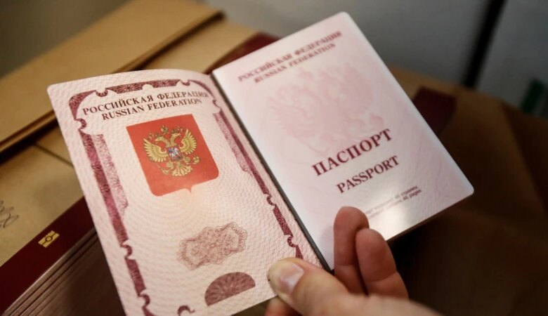 Ukrayna Rusiya ilə viza rejiminə keçir