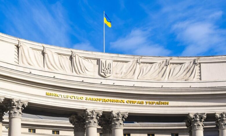 Ukrayna Suriya ilə diplomatik əlaqələrini kəsib