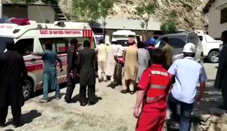 Pakistanda yol qəzasında azı 20 nəfər ölüb