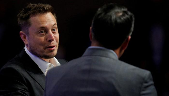Elon Musk sürpriz etməyə davam edir!  Bu dəfə Halloween şənliyi üçün...
