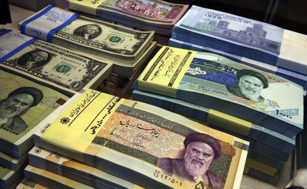 İran tüməni dollara nisbətdə 16 faiz ucuzlaşıb