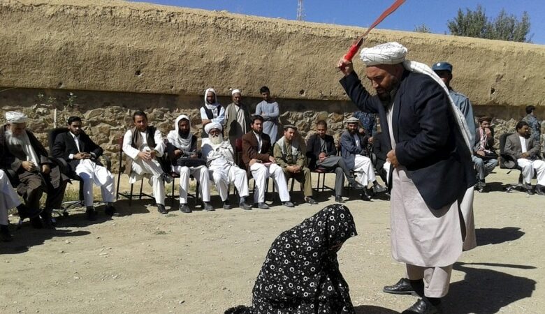 Taliban şallaq cəzasını bərpa edir