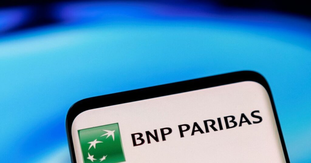 BNP Paribas Frankfurt ofisində axtarış aparılıb