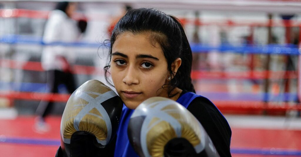 Boxing Club opens its doors to women in Gaza