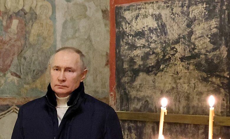 Putin Rus Pravoslav Kilsəsini Ukraynadakı qoşunları dəstəklədiyinə görə tərifləyib