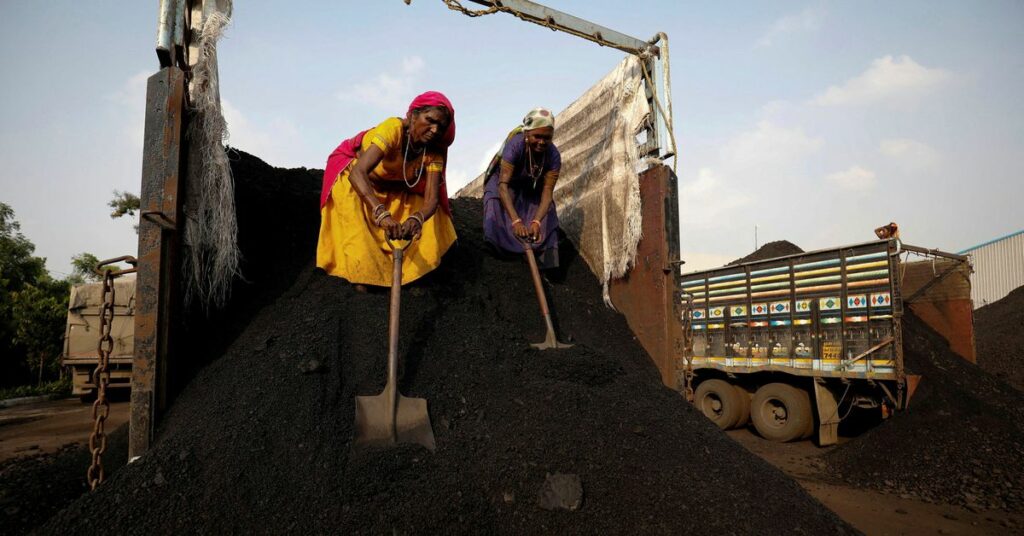 Sütun: Hindistanın aşağı kömür ehtiyatları elektrik təchizatını təhdid edir