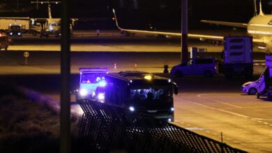 Yunan polisi Ryanair sərnişin təyyarəsini bomba təhlükəsi ilə araşdırır