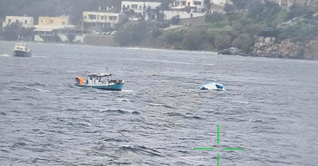 Migrants shipwreck off the island of Leros