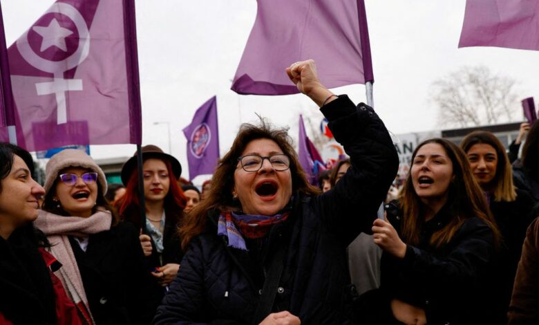 Protest against femicide and violence against women, in Istanbul