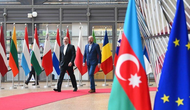 Brüsseldə Prezident İlham Əliyevin Şarl Mişel ilə görüşü başlayıb