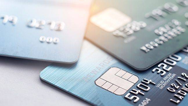 Premium bank kartlarının hansı üstünlükləri və özəllikləri olur?