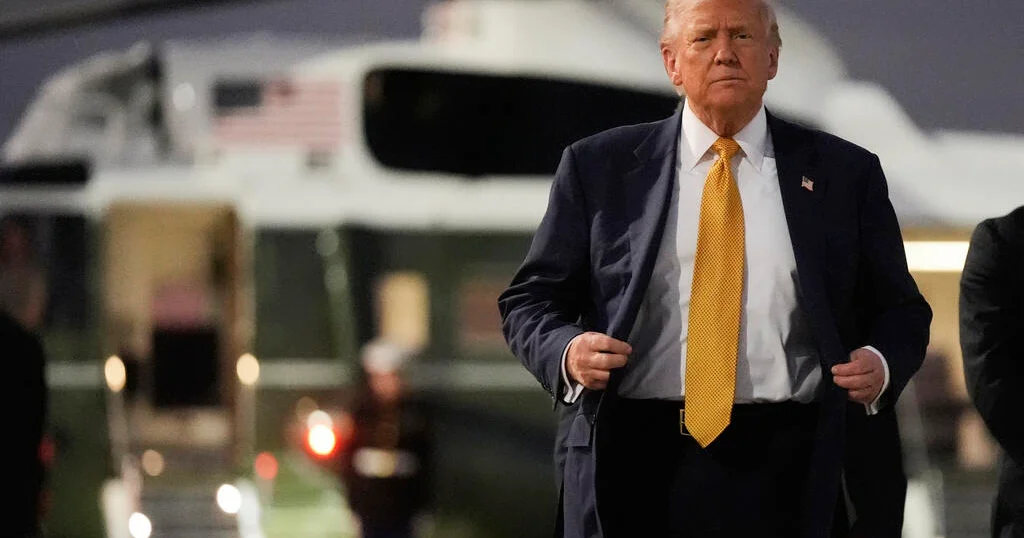 Tramp Tokioda Yaponiya baş naziri ilə görüşür