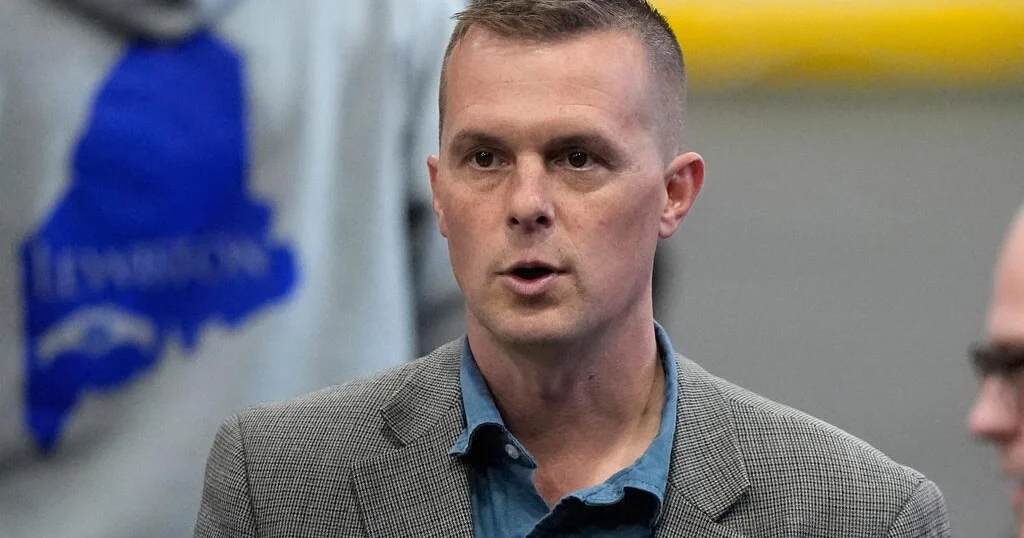 Altı Demokrat Nümayəndə hökumət işinin bərpası üçün səs verdi