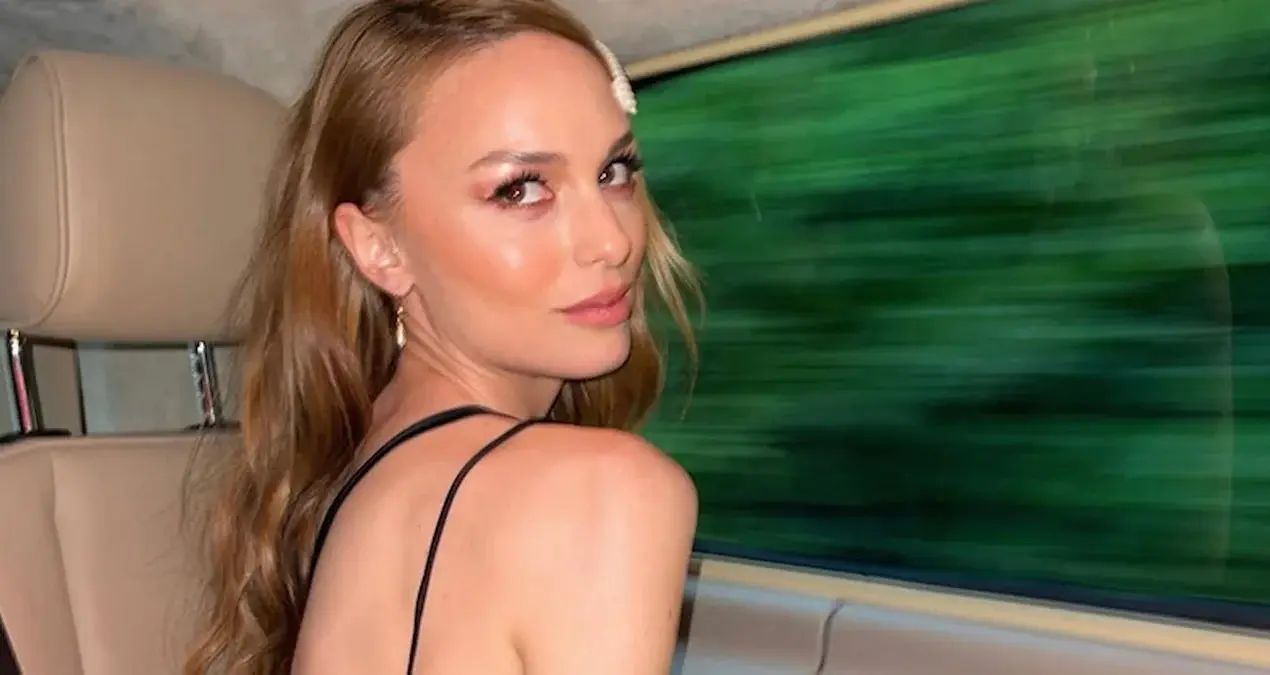 Nilperi Şahinkaya yeni eşqə başladı